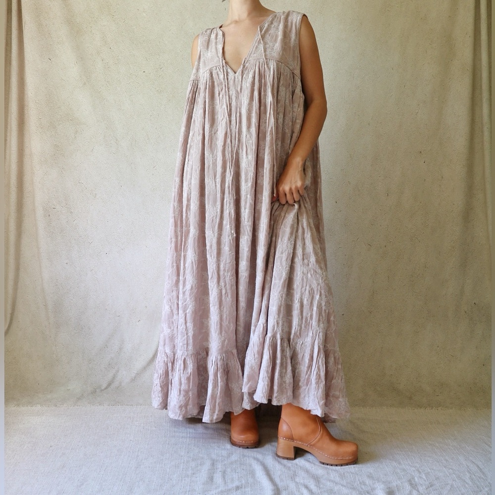 Daughters of India Ishya Maxi Dress (NWT) size L